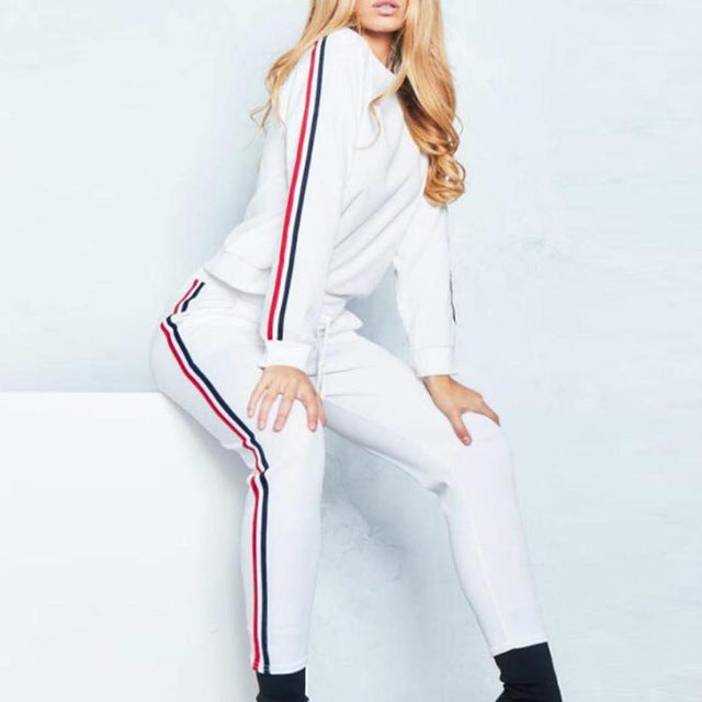 Tracksuit Sweatshirt  Outfit